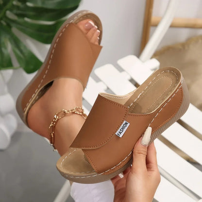 SABRINA™ – Schicke Komfort-Clogs
